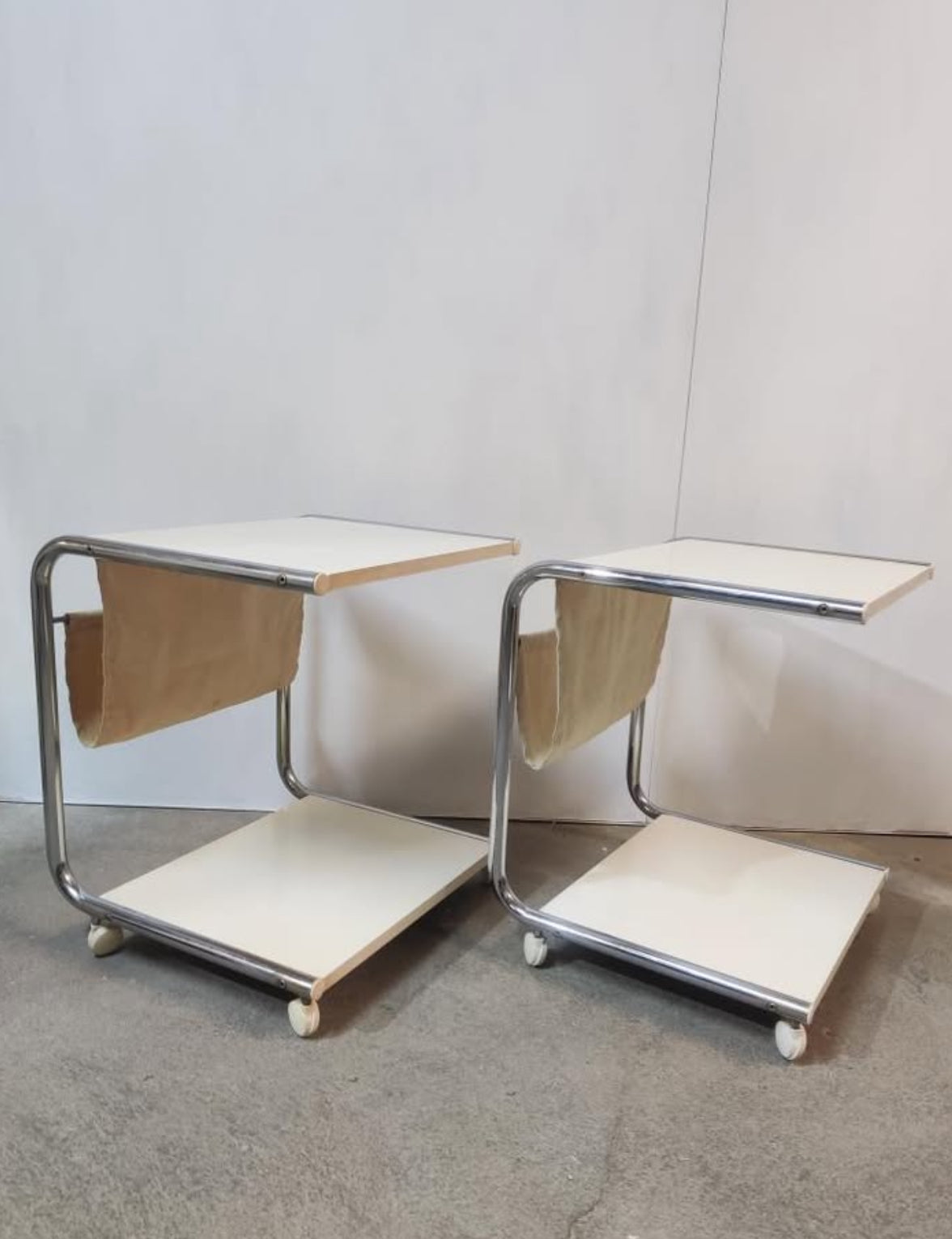 Paire de bouts de canapé 1970 design Thomas Jelinek